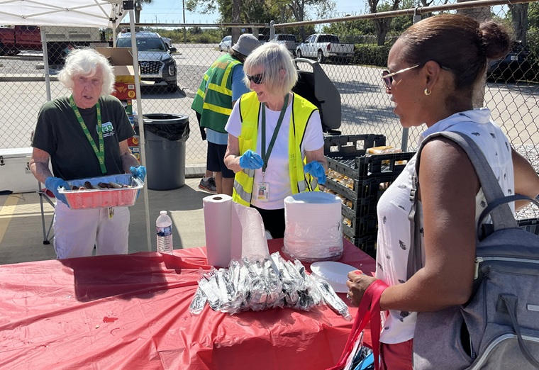 Trailer Estates CERT participated in the Cedar Hammock Fire Department Open House on 110925